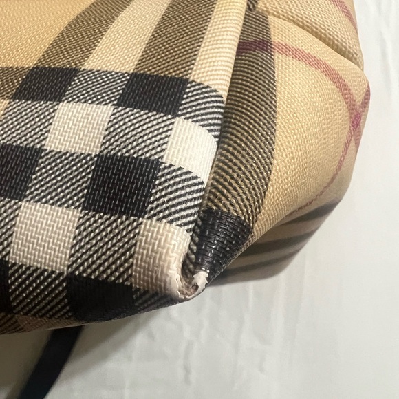 Burberry Beige and Black Plaid Tote Bag Model T-02-1 - Picture 8 of 14